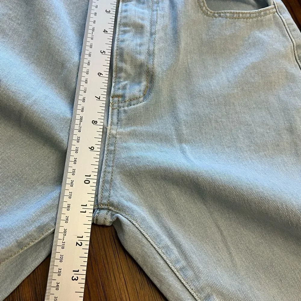 Shein high rise mom jeans. Size 6.